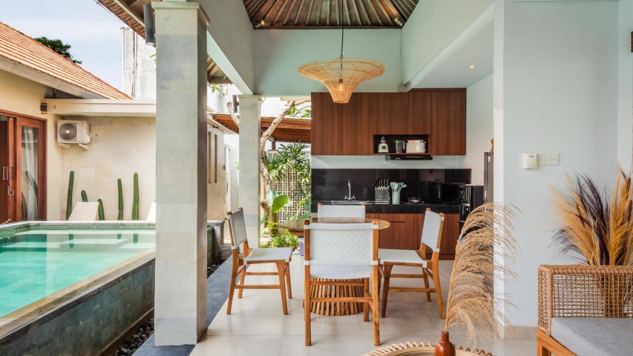 Cosy And Cheerful 2 Bedroom Villa 5Mins To Finns Canggu Exterior foto